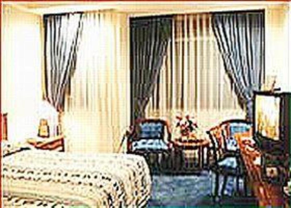 Hotel Bintang Wisata Mandiri Jakarta Exterior photo